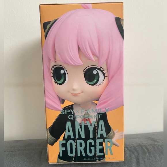 Spy x Family Q Posket Anya Forger (Ver. B) - Picture 4 of 8